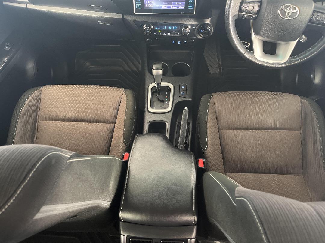 Photo '18' of Toyota Hilux Photo '18' of Toyota Hilux