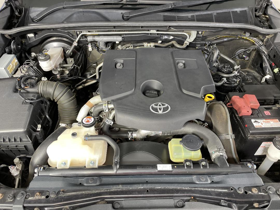 Photo '13' of Toyota Hilux