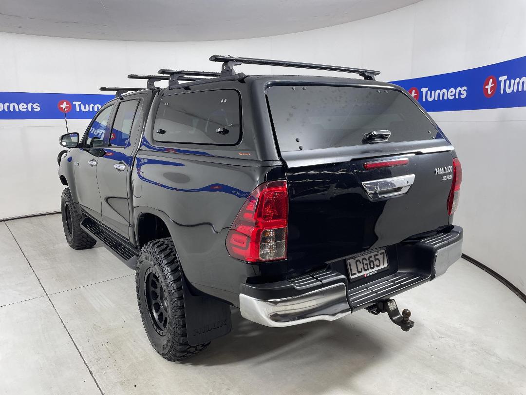 Photo '5' of Toyota Hilux