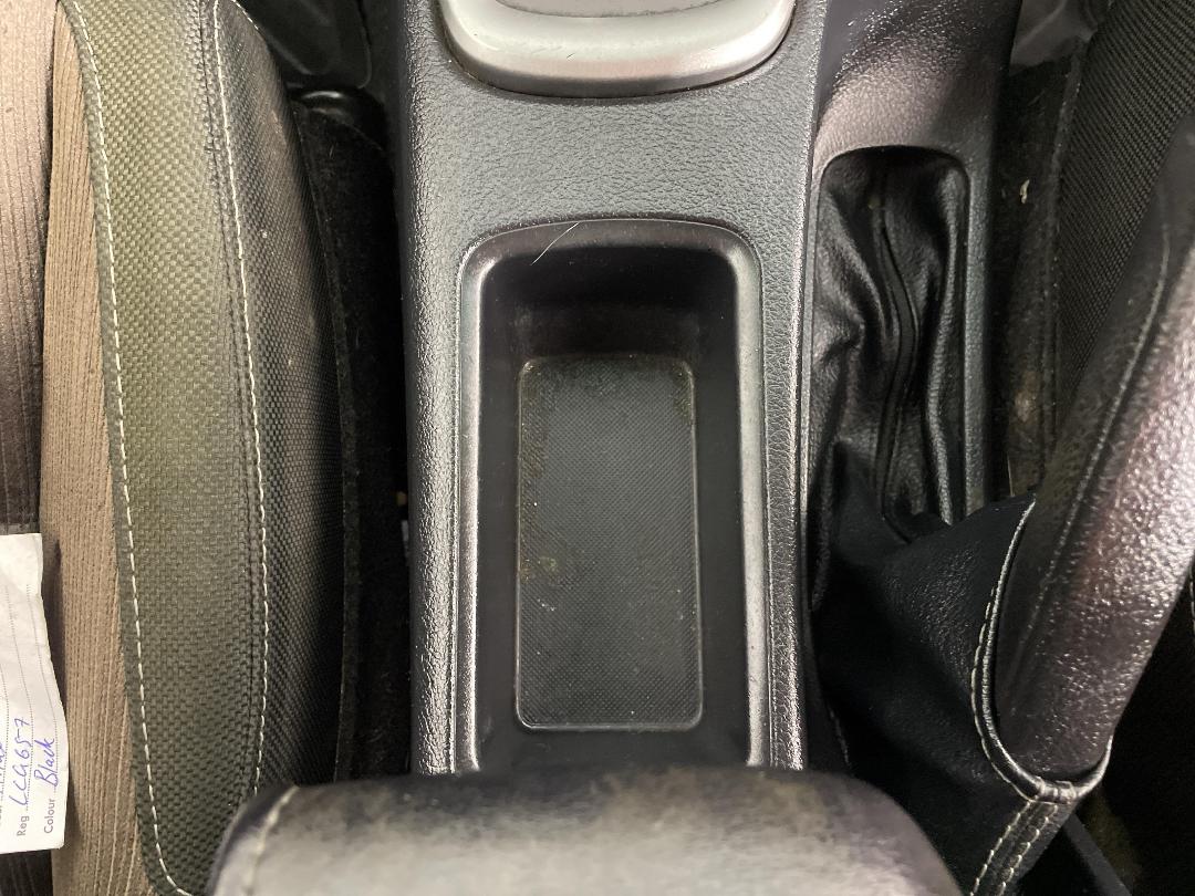 Photo '23' of Toyota Hilux