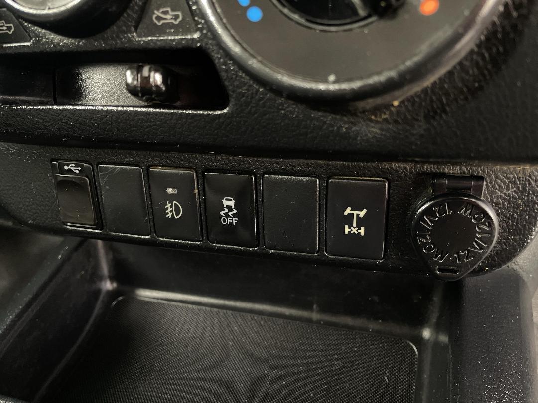 Photo '25' of Toyota Hilux Photo '25' of Toyota Hilux