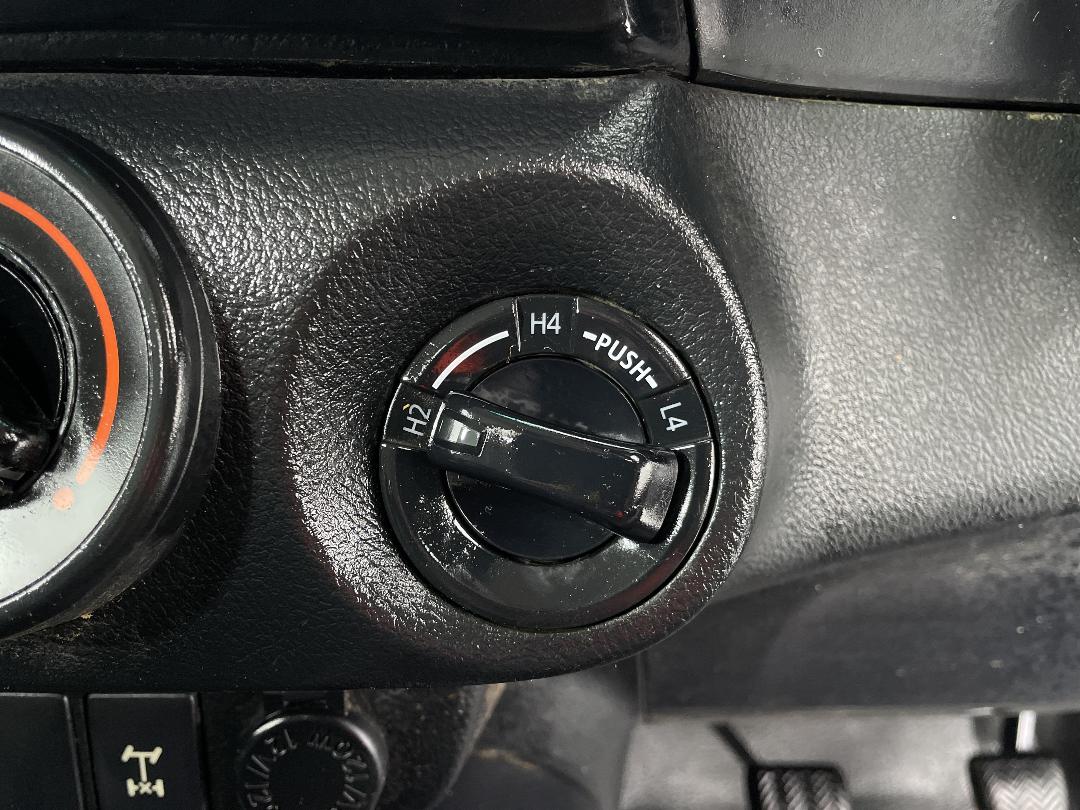 Photo '26' of Toyota Hilux Photo '26' of Toyota Hilux