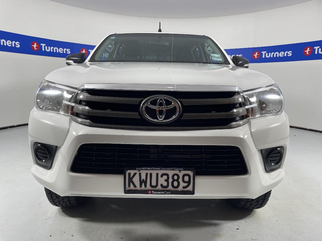 Photo '2' of Toyota Hilux Photo '2' of Toyota Hilux