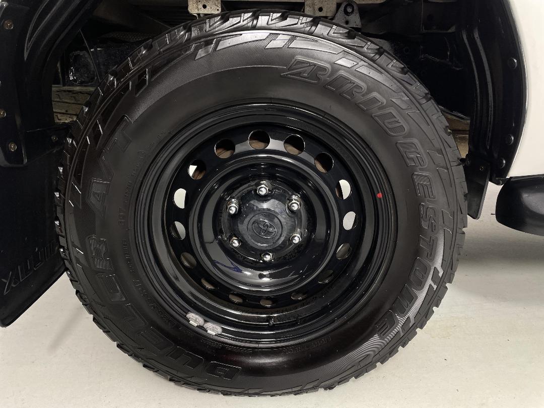 Photo '12' of Toyota Hilux Photo '12' of Toyota Hilux