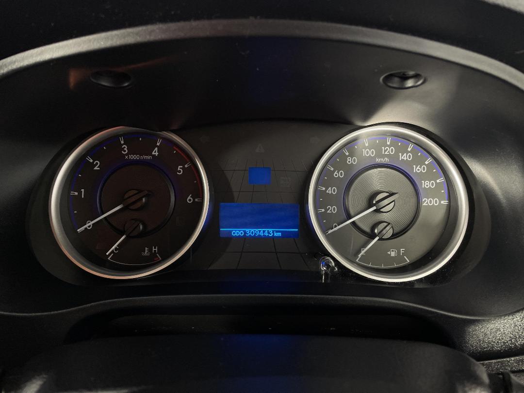 Photo '21' of Toyota Hilux Photo '21' of Toyota Hilux