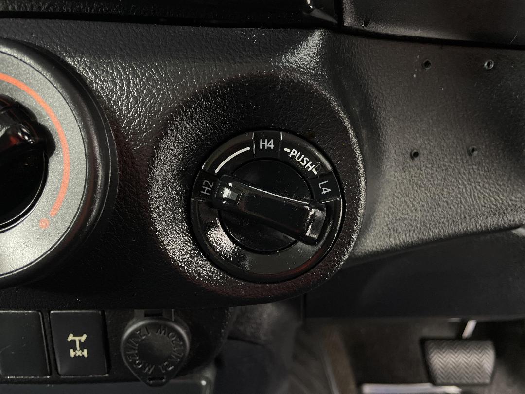 Photo '26' of Toyota Hilux Photo '26' of Toyota Hilux