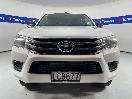 Thumbnail '2' of Toyota Hilux