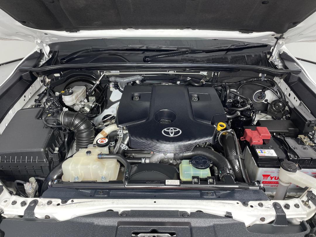 Photo '13' of Toyota Hilux