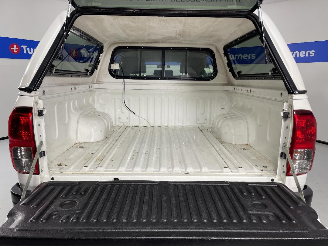 Photo '14' of Toyota Hilux