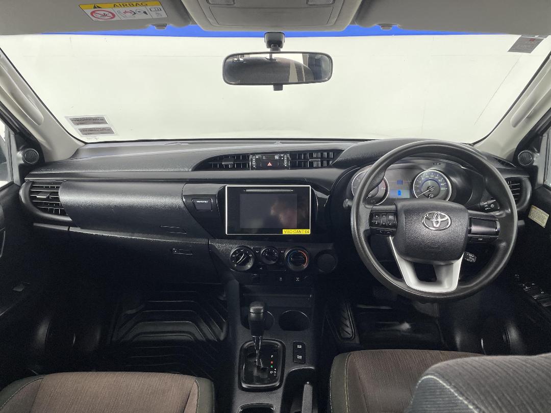 Photo '17' of Toyota Hilux