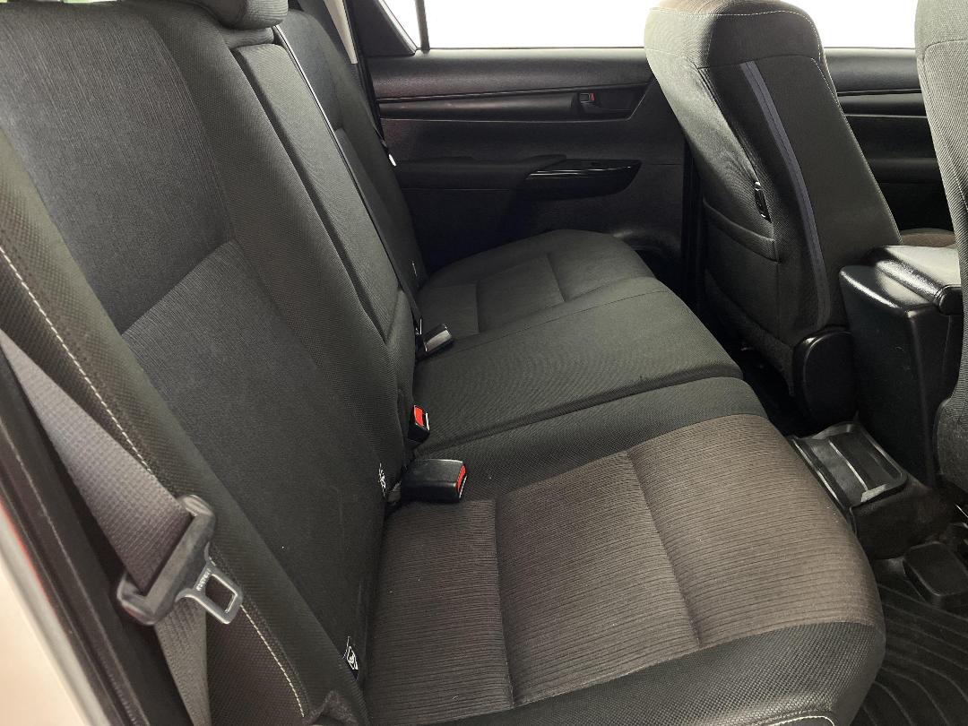 Photo '20' of Toyota Hilux