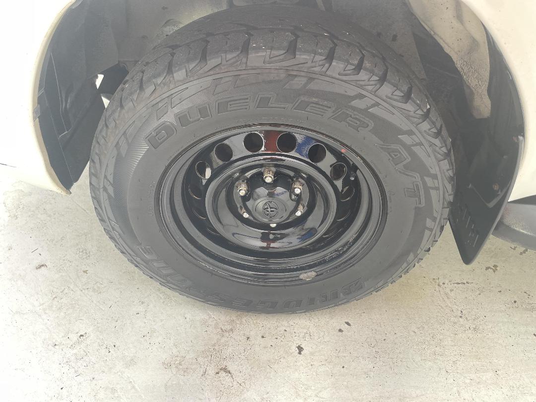 Photo '10' of Toyota Hilux Photo '10' of Toyota Hilux