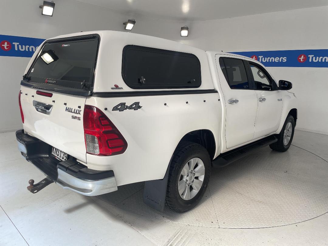 Photo '7' of Toyota Hilux Photo '7' of Toyota Hilux