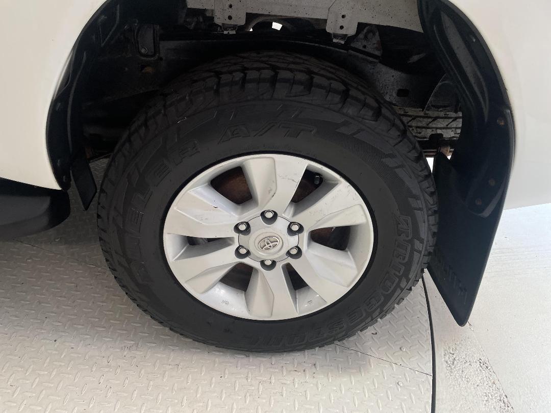 Photo '11' of Toyota Hilux Photo '11' of Toyota Hilux