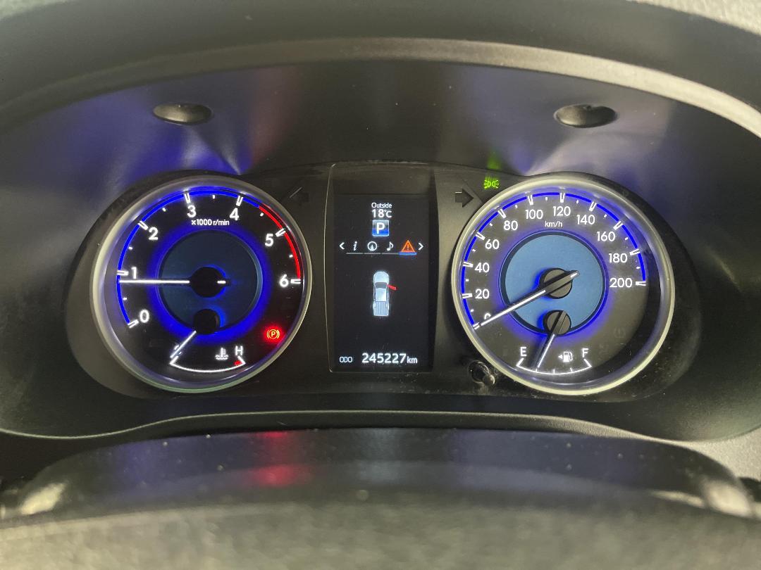 Photo '21' of Toyota Hilux Photo '21' of Toyota Hilux