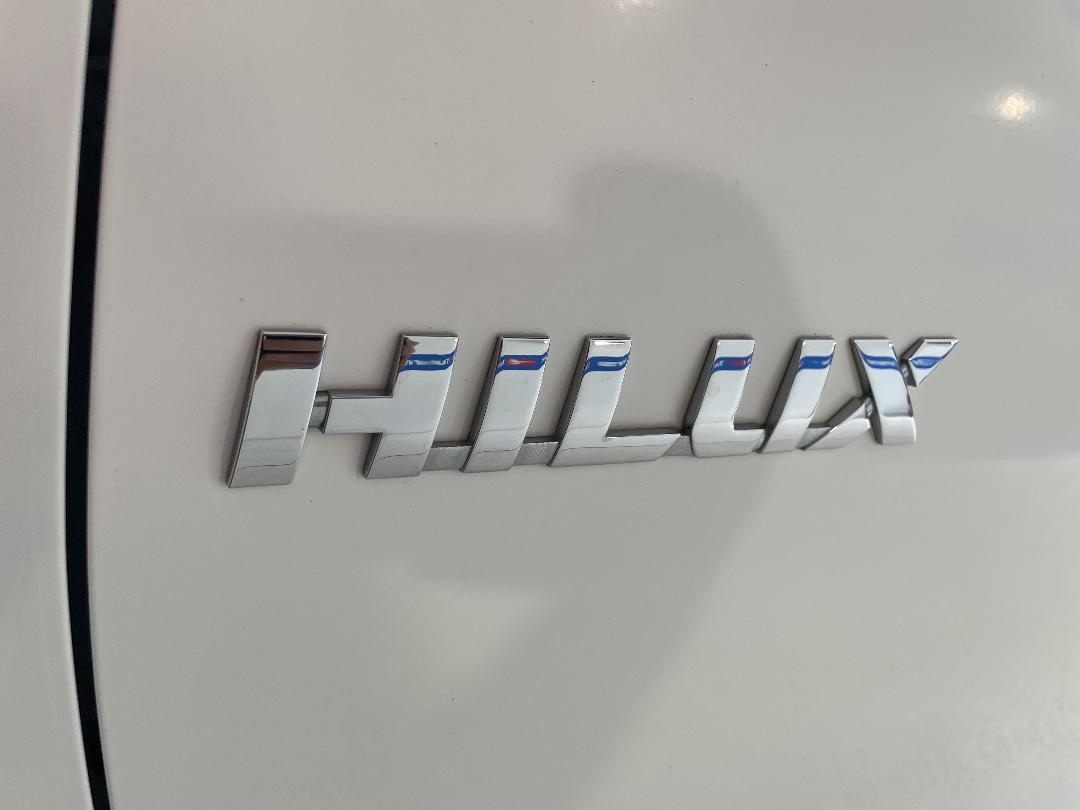 Photo '36' of Toyota Hilux Photo '36' of Toyota Hilux