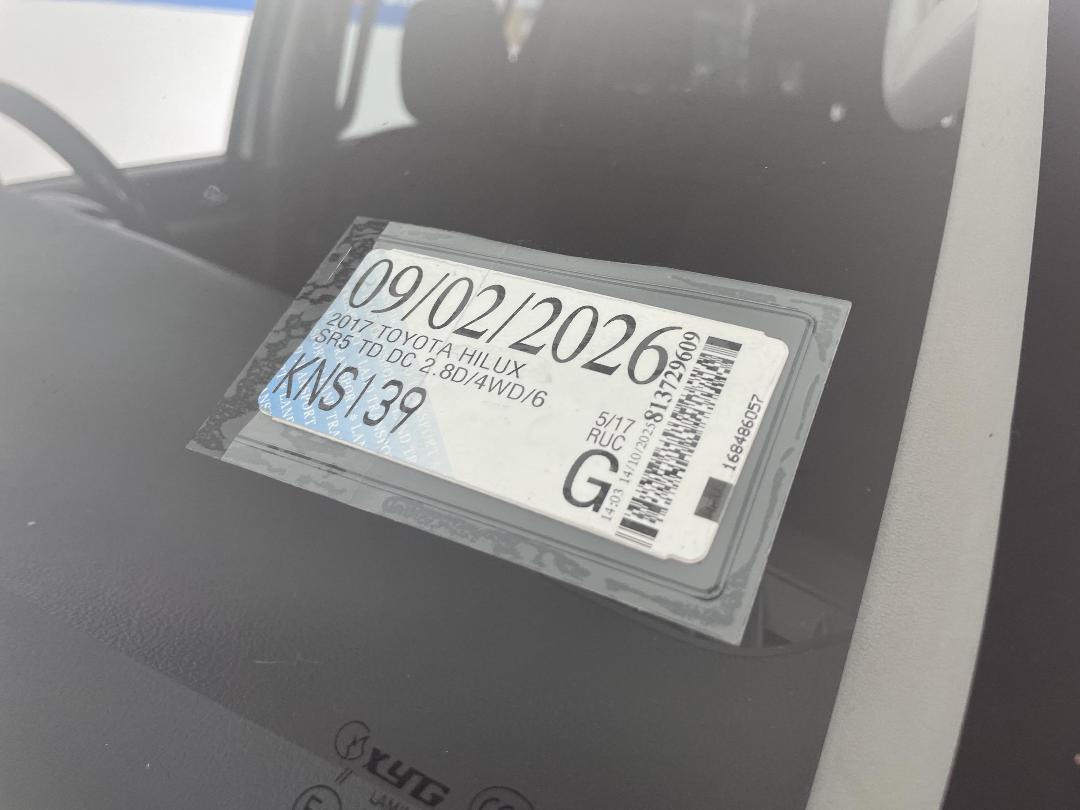 Photo '35' of Toyota Hilux Photo '35' of Toyota Hilux