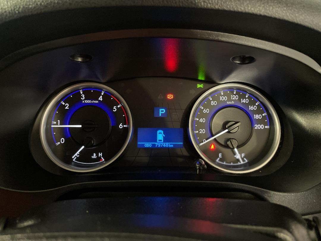 Photo '21' of Toyota Hilux