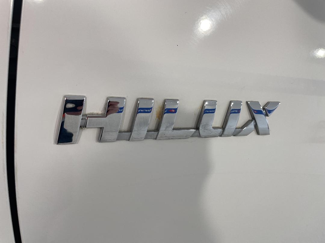 Photo '35' of Toyota Hilux