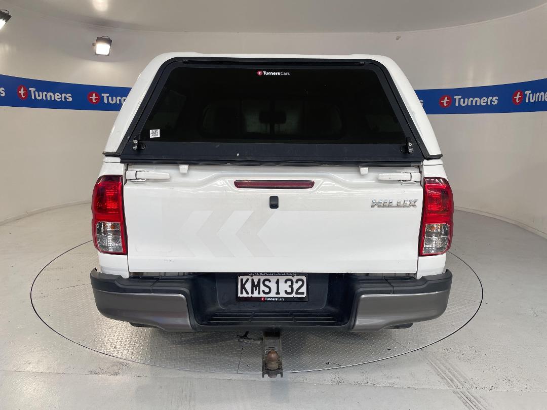 Photo '6' of Toyota Hilux