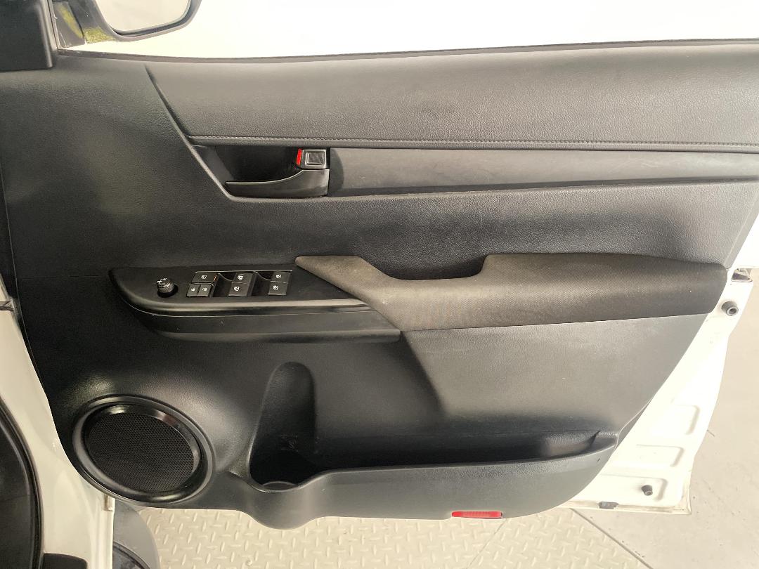 Photo '15' of Toyota Hilux