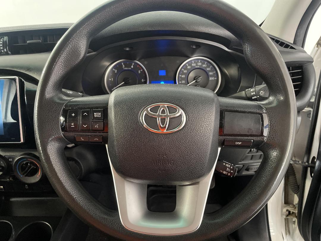 Photo '27' of Toyota Hilux