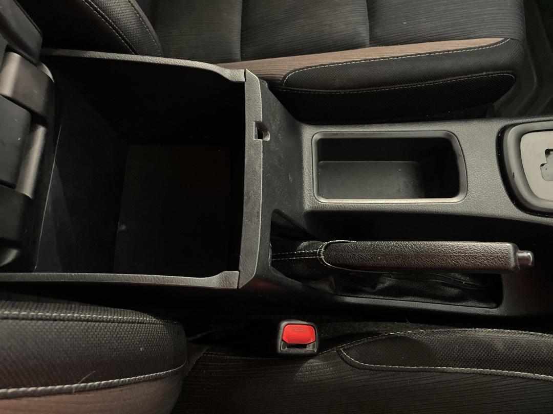 Photo '32' of Toyota Hilux