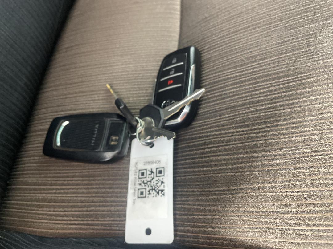 Photo '22' of Toyota Hilux