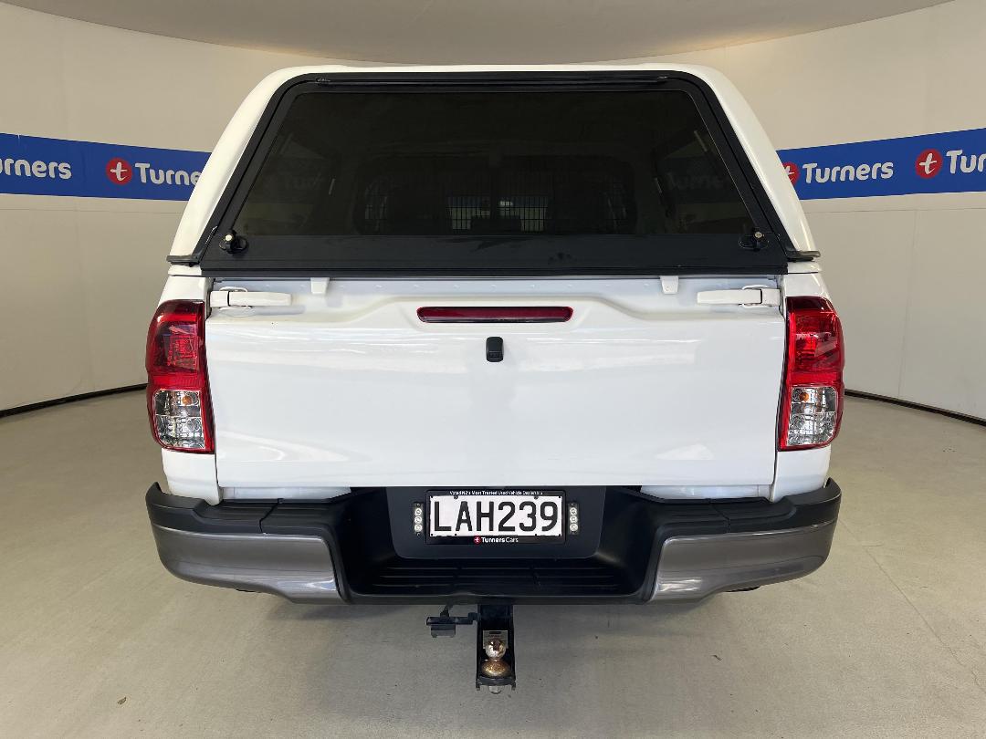 Photo '6' of Toyota Hilux