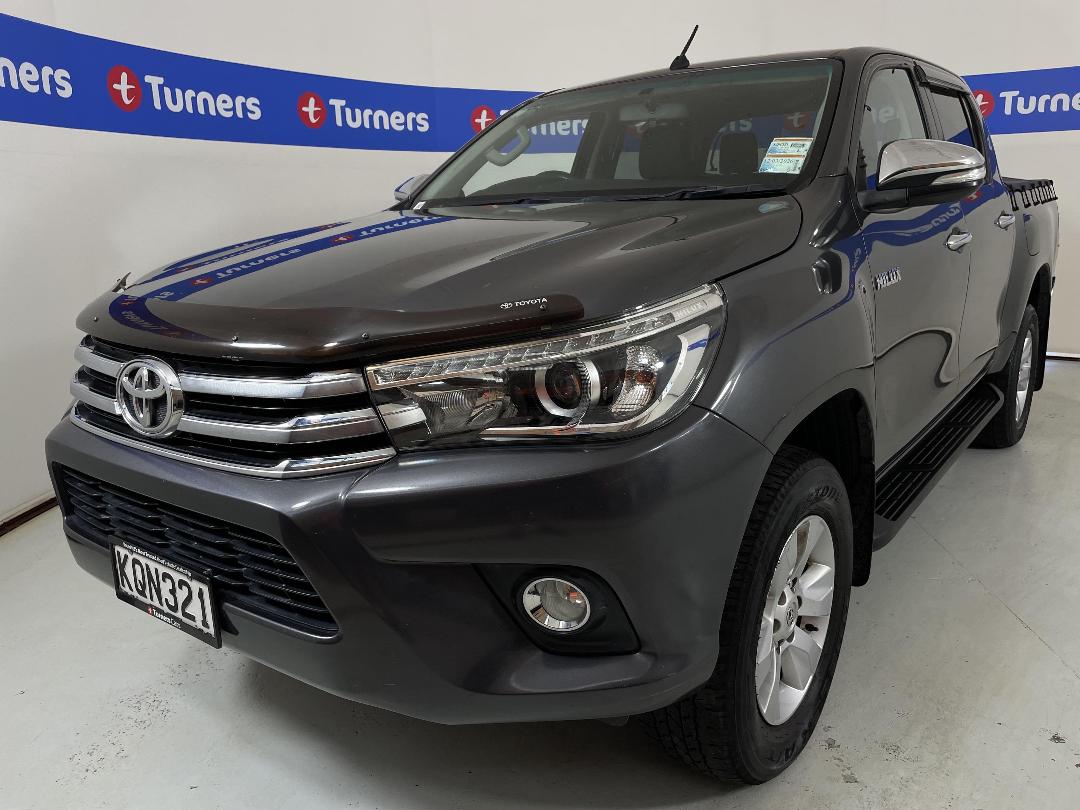 Photo '4' of Toyota Hilux