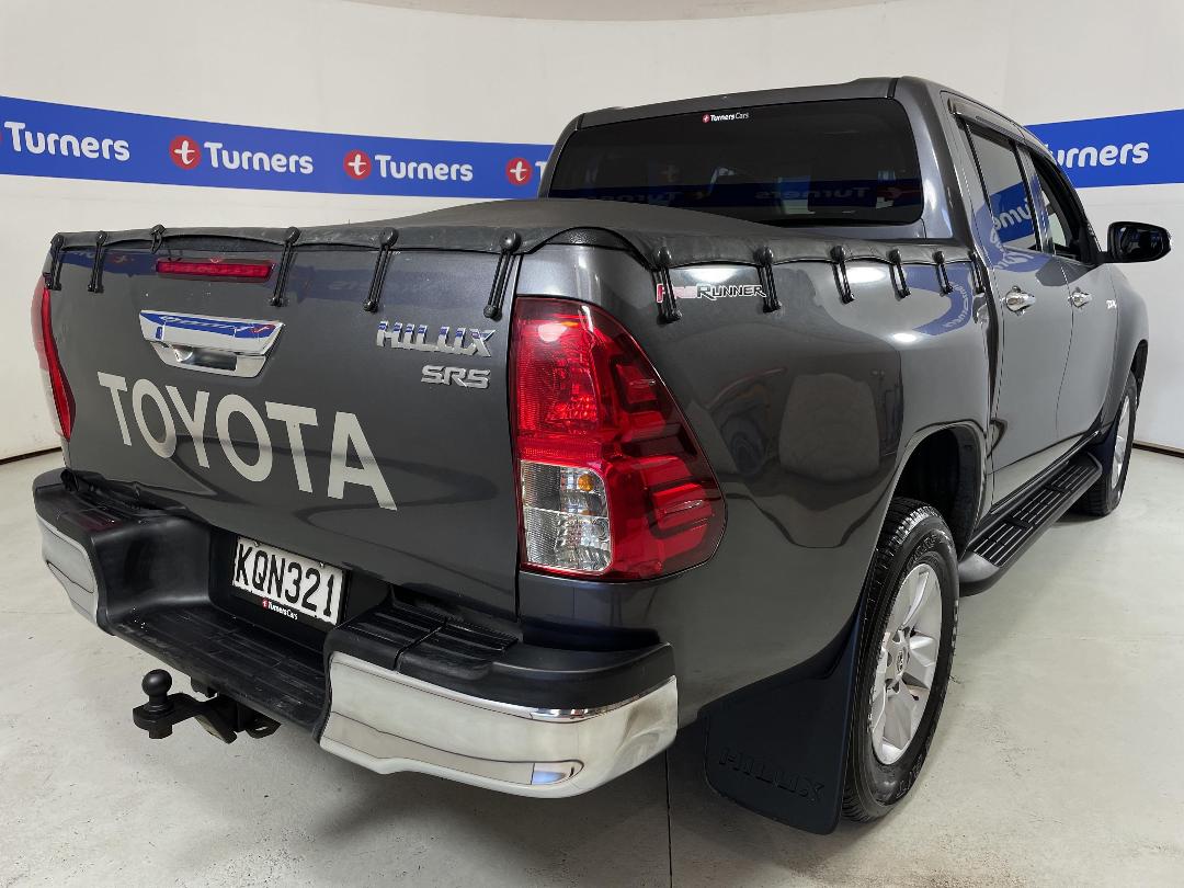 Photo '7' of Toyota Hilux