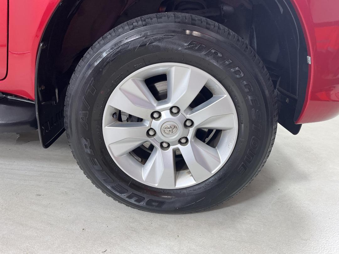 Photo '9' of Toyota Hilux