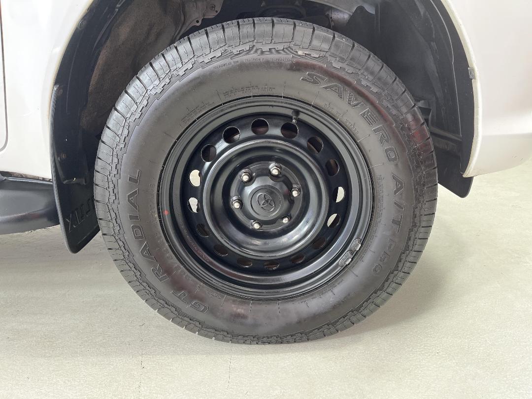 Photo '9' of Toyota Hilux