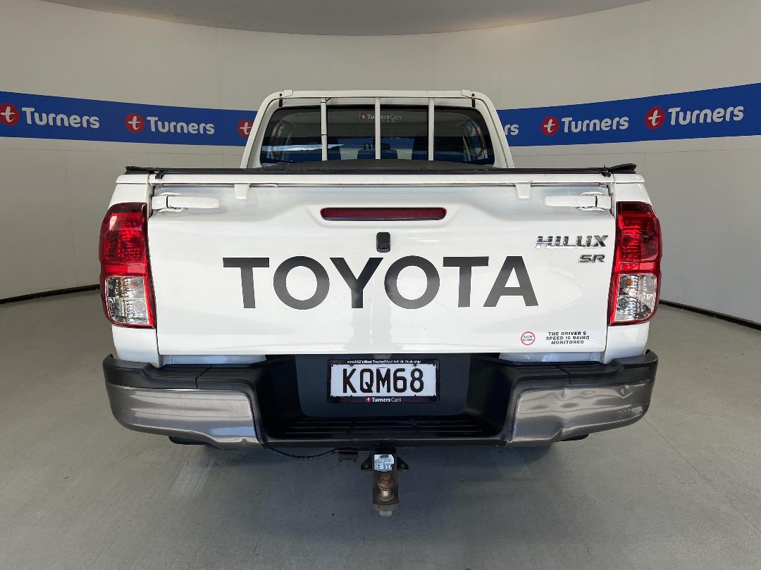 Photo '6' of Toyota Hilux