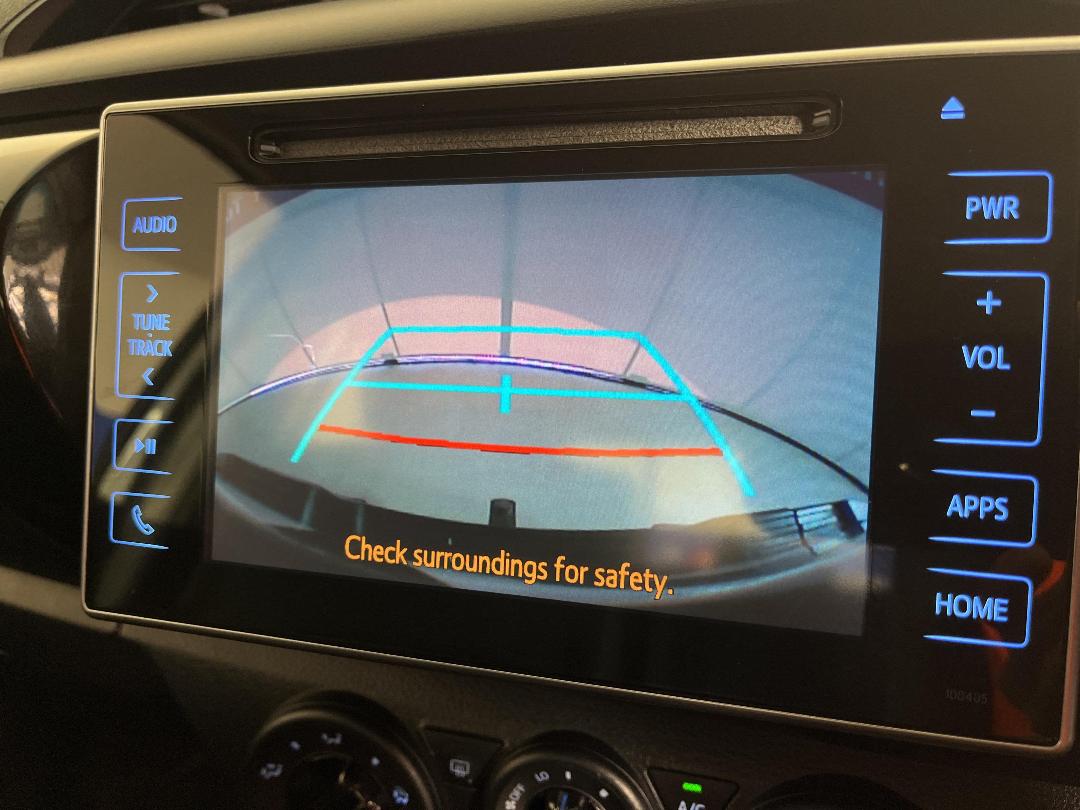 Photo '23' of Toyota Hilux