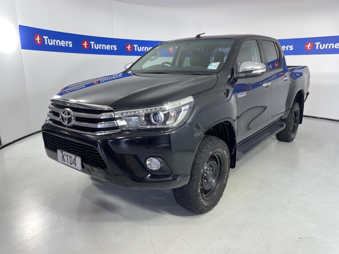 Photo '4' of Toyota Hilux