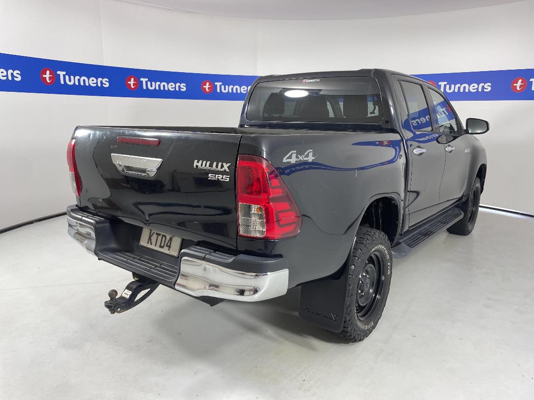 Photo '7' of Toyota Hilux