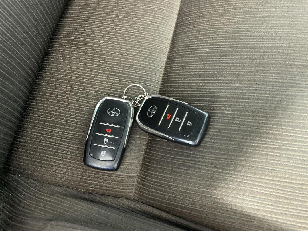 Photo '22' of Toyota Hilux