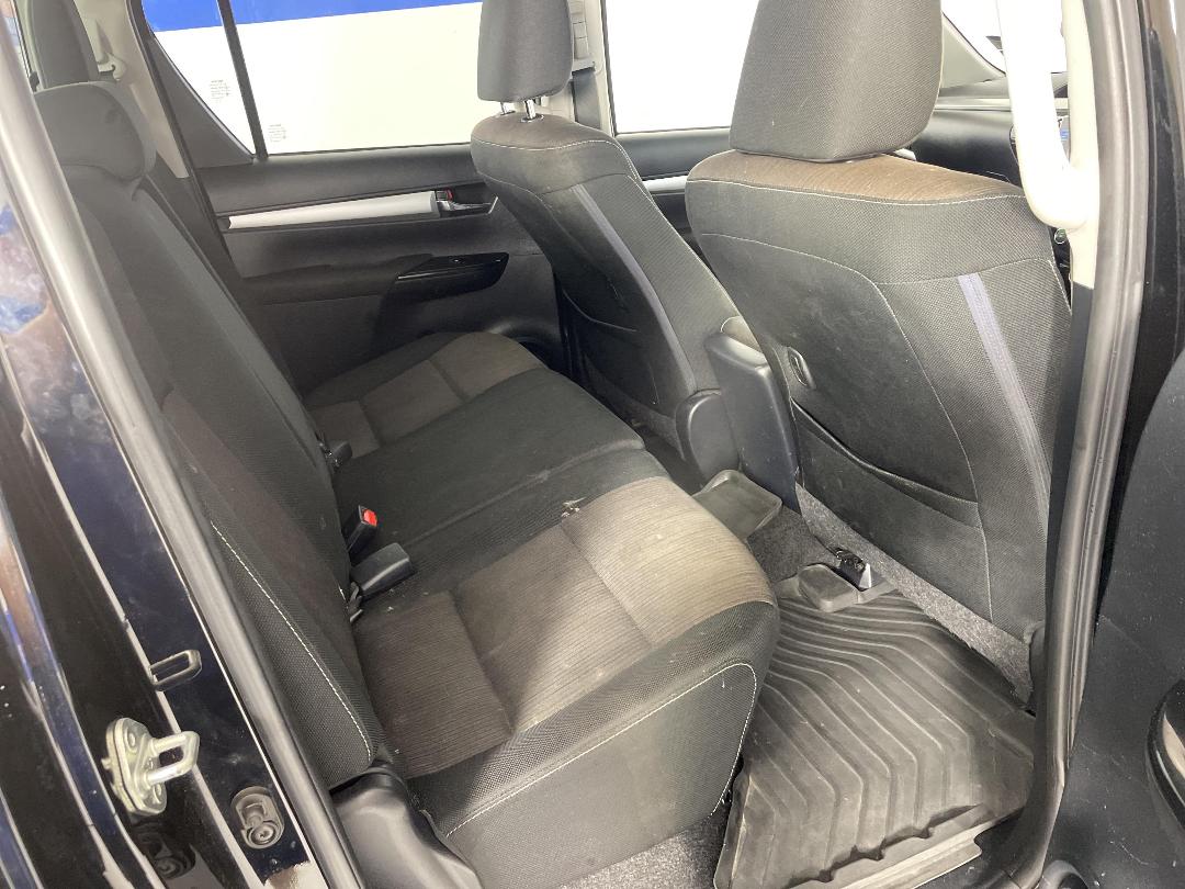 Photo '20' of Toyota Hilux