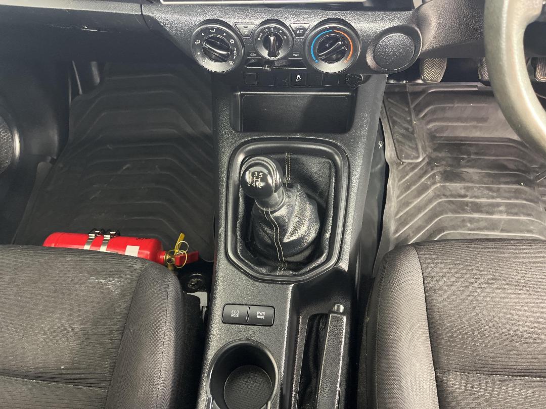 Photo '18' of Toyota Hilux Photo '18' of Toyota Hilux