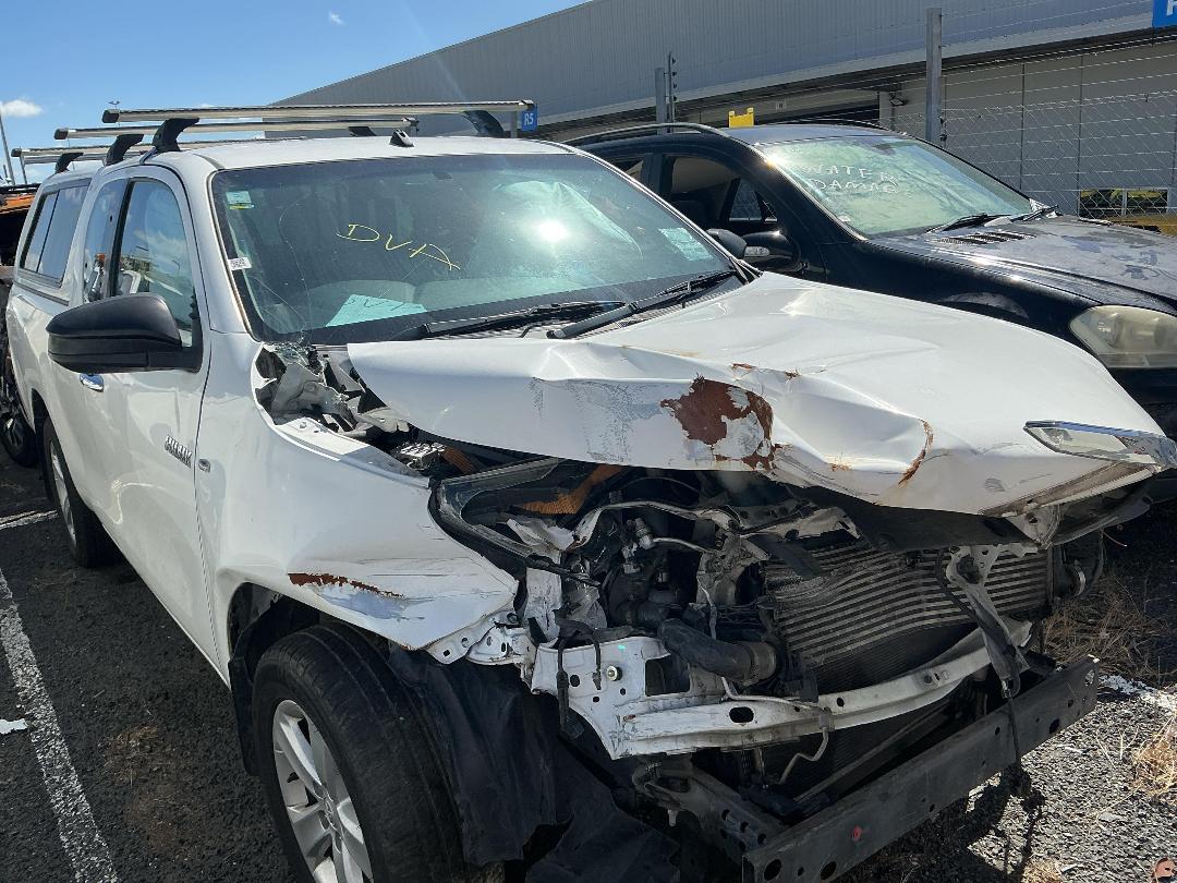 Photo '2' of Toyota Hilux S TD EC