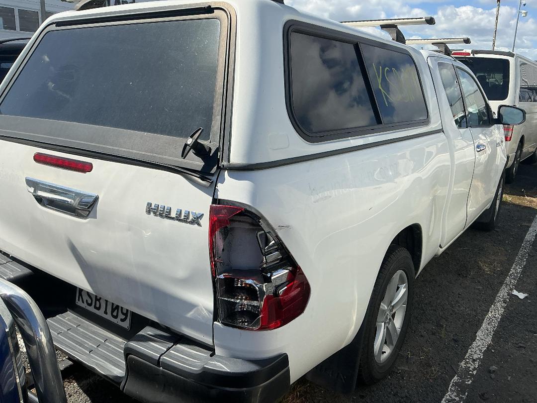 Photo '5' of Toyota Hilux S TD EC