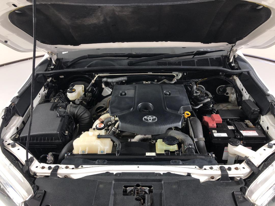 Photo '13' of Toyota Hilux