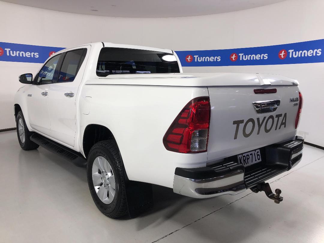 Photo '5' of Toyota Hilux