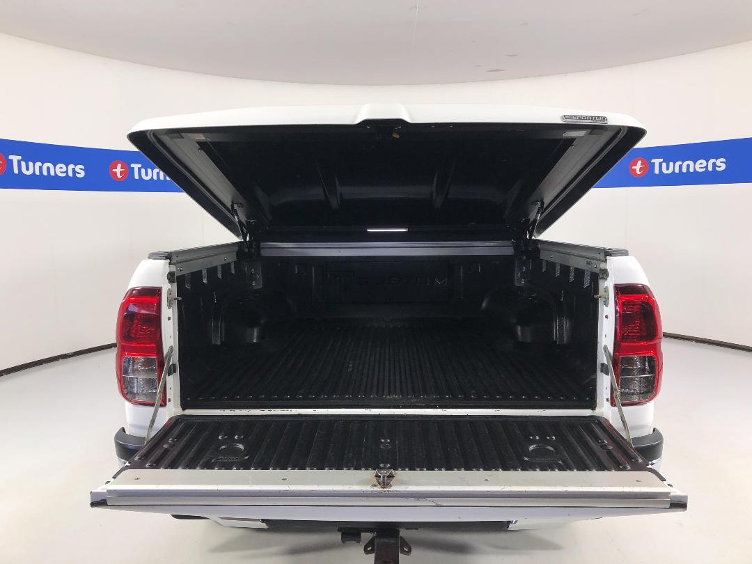 Photo '14' of Toyota Hilux