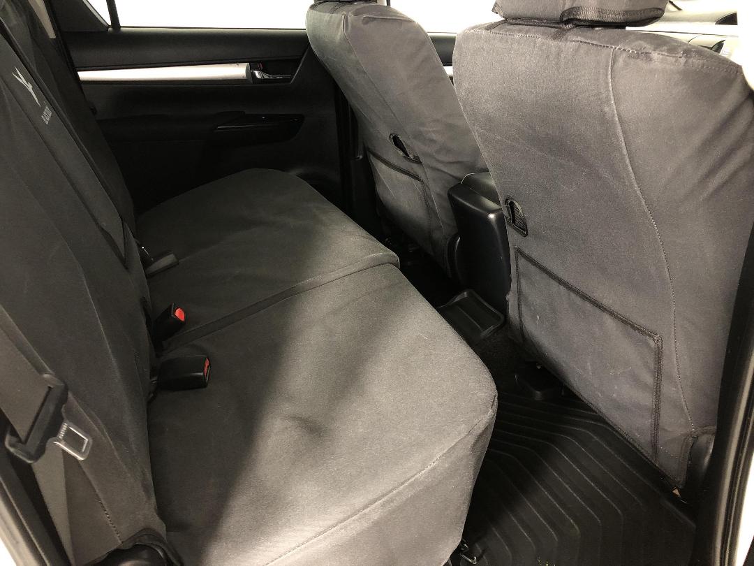 Photo '20' of Toyota Hilux