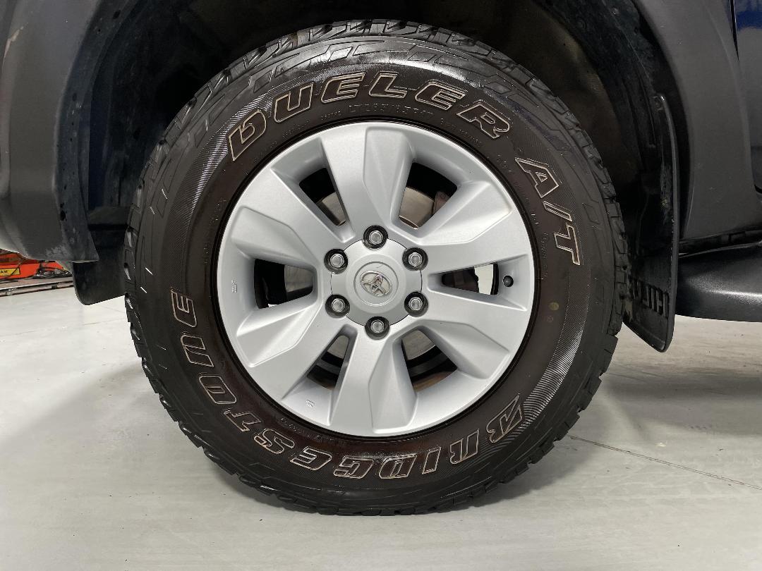 Photo '10' of Toyota Hilux Photo '10' of Toyota Hilux