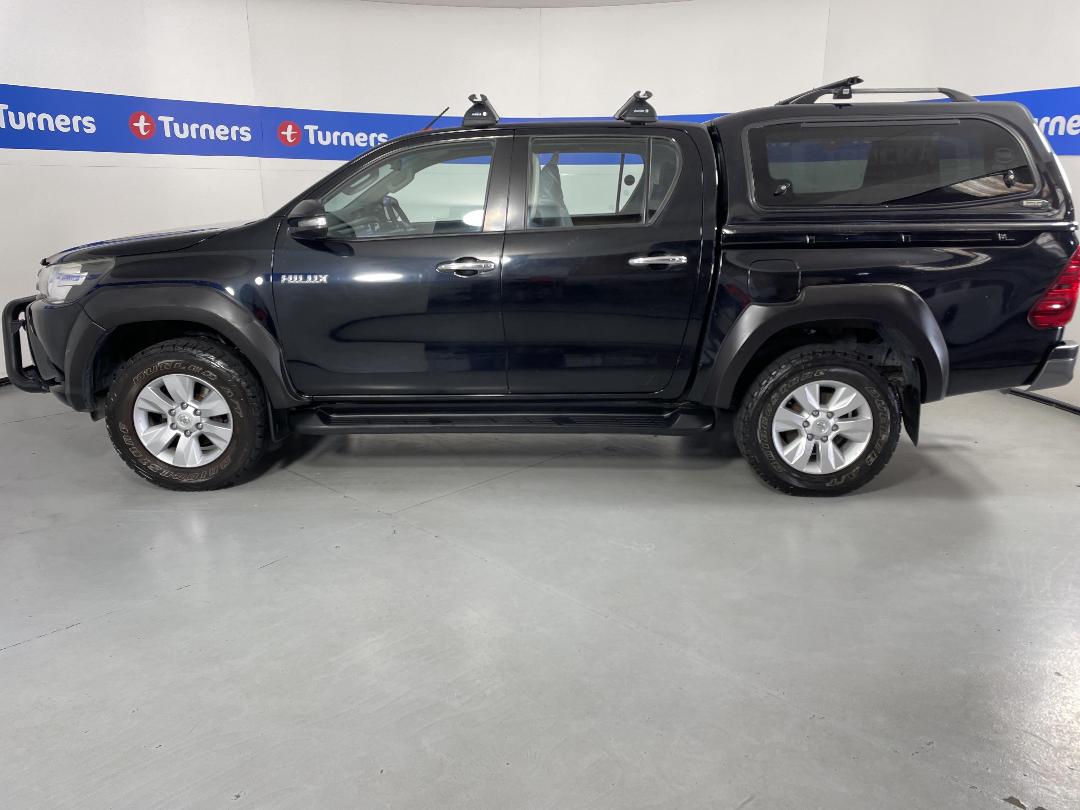 Photo '24' of Toyota Hilux Photo '24' of Toyota Hilux