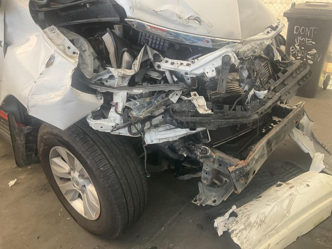 Photo '4' of Toyota Hilux SR5 TD DC