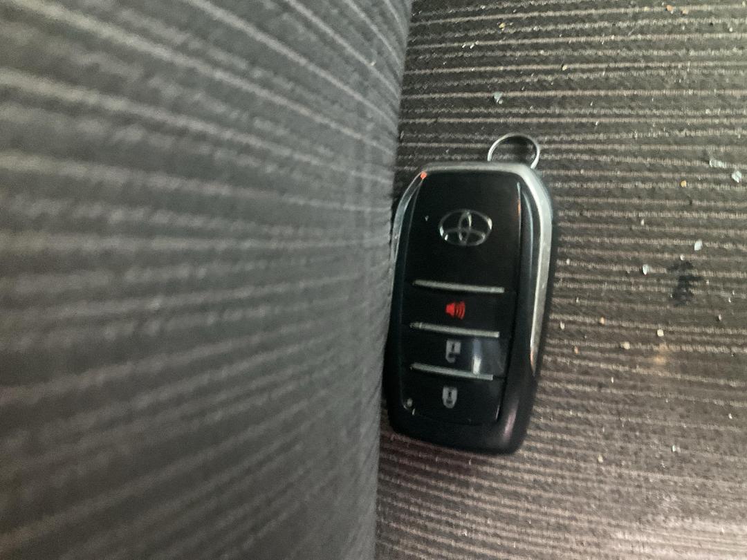 Photo '24' of Toyota Hilux SR5 TD DC